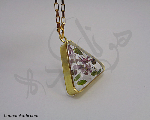 گردن آویز طرح قاب مثلث1