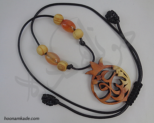 گردن آویز طرح انار و عشق
