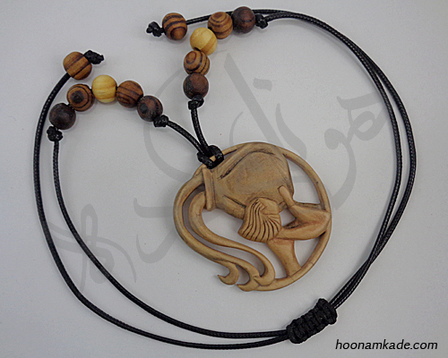 گردن آویز نماد بهمن