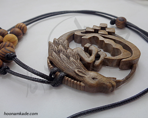 گردن-آویز-نماد-دی-و-اسم-پریسا